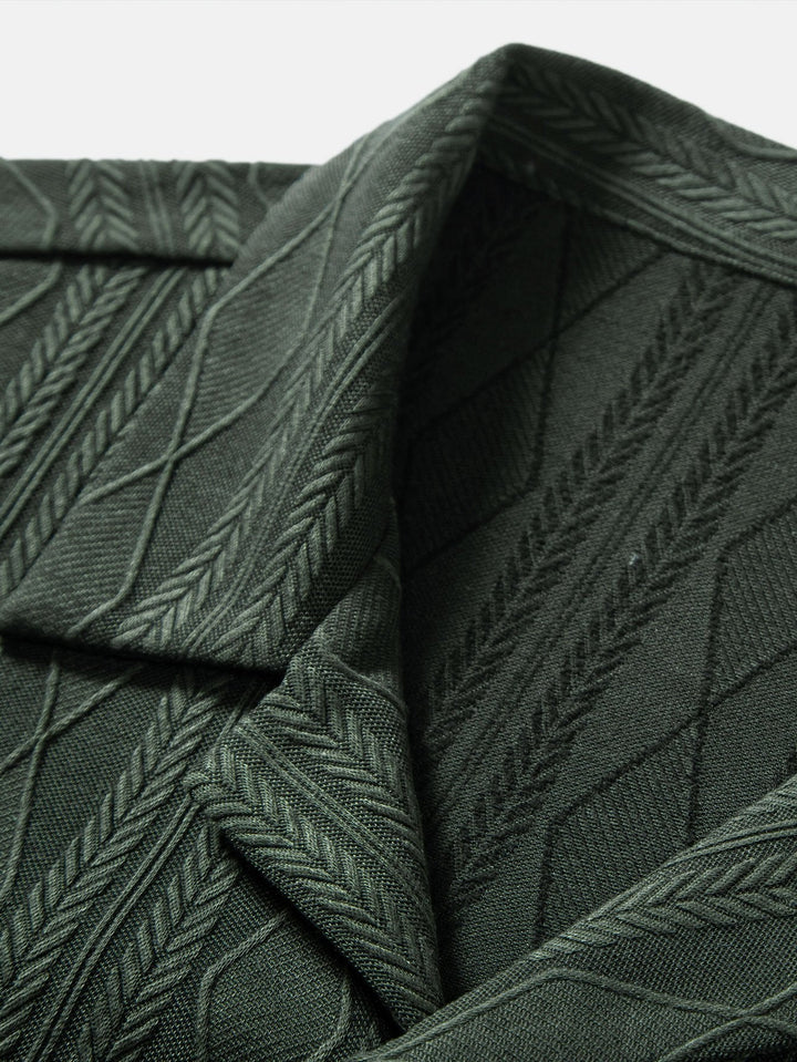 August - Geometrisches Plaid gestrickt